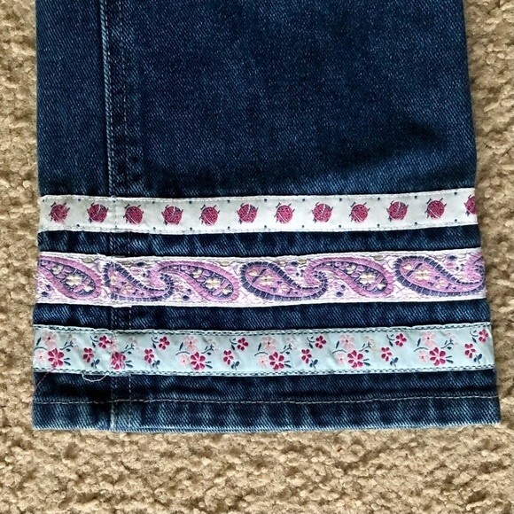 Vintage Y2K Northern Getaway Girl' Wide Leg Jeans Boho Ribbon Size 8 - Picture 3 of 5